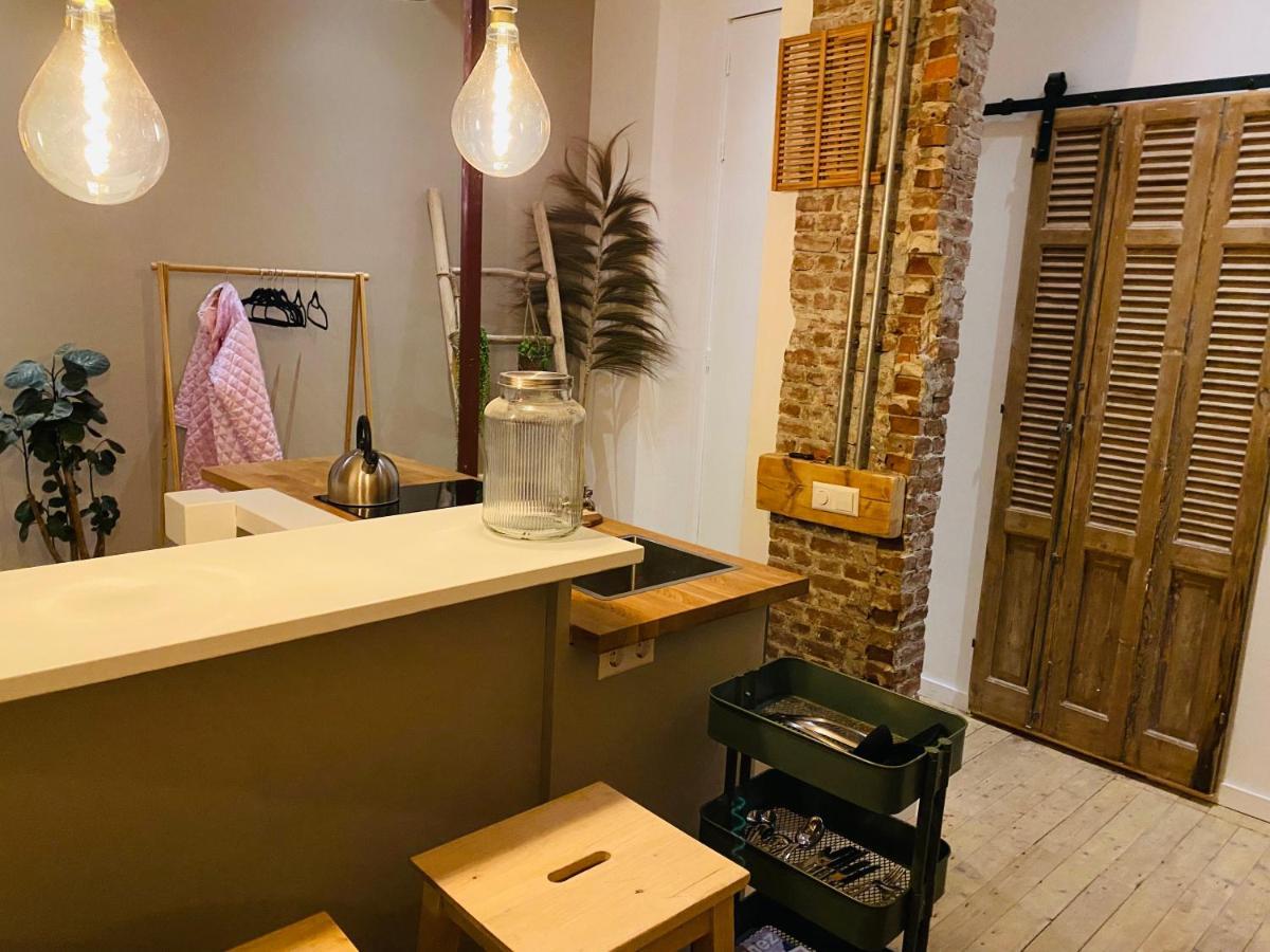 Tiny Beachhouse Alojamento de Acomodação e Pequeno-almoço Haia